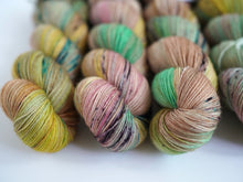 LJP Daily Sock: Perle Fumée